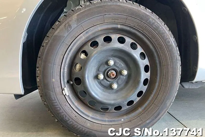 2021 Toyota / Corolla Axio Stock No. 137741