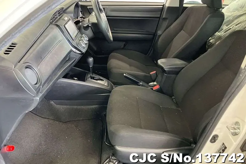 2023 Toyota / Corolla Axio Stock No. 137742