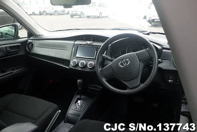 2021 Toyota / Corolla Axio Stock No. 137743