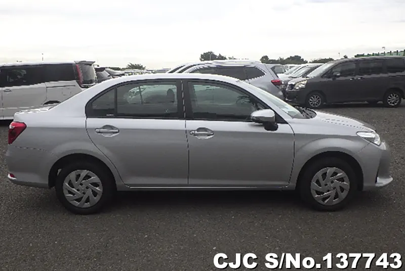 2021 Toyota / Corolla Axio Stock No. 137743
