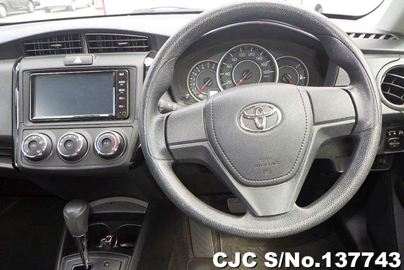 2021 Toyota / Corolla Axio Stock No. 137743
