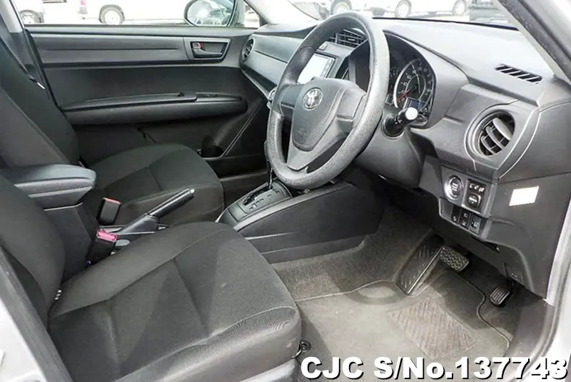 2021 Toyota / Corolla Axio Stock No. 137743