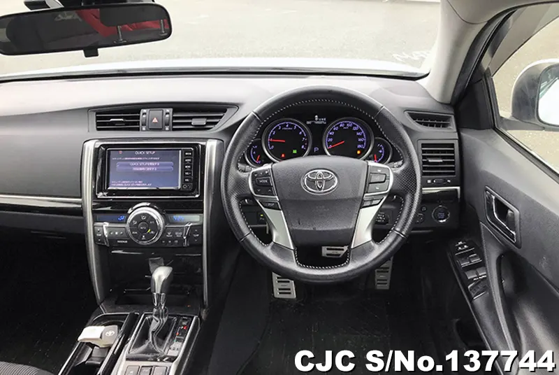 2017 Toyota / Mark X Stock No. 137744
