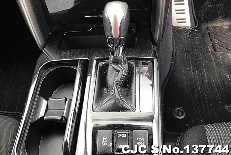 2017 Toyota / Mark X Stock No. 137744