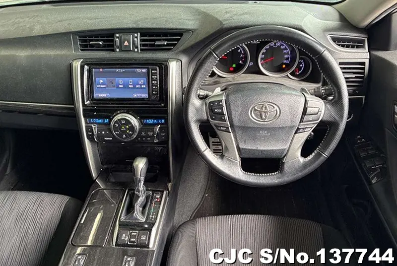 2017 Toyota / Mark X Stock No. 137744