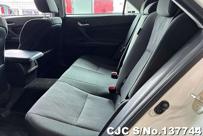 2017 Toyota / Mark X Stock No. 137744