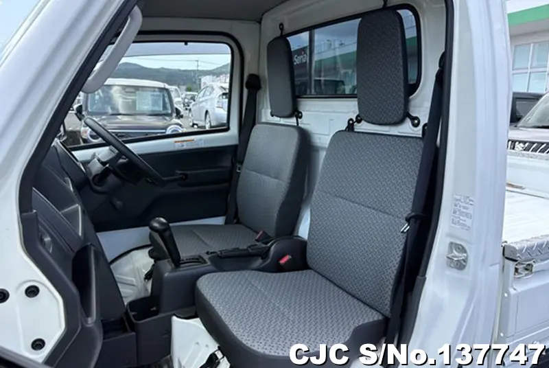 2016 Suzuki / Carry Stock No. 137747