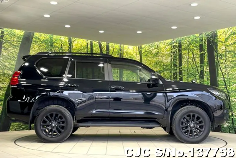 2023 Toyota / Land Cruiser Prado Stock No. 137758