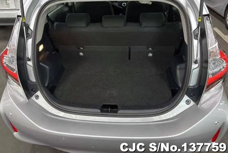2021 Toyota / Aqua Stock No. 137759