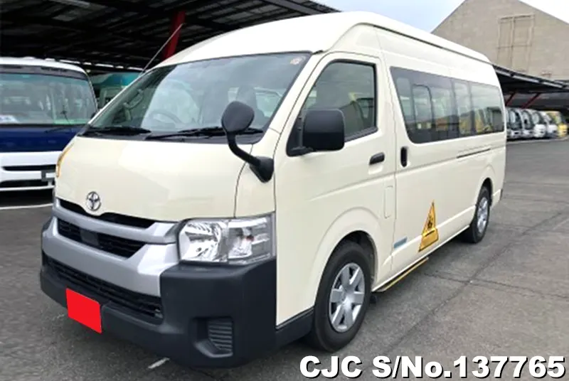 Toyota / Hiace 2020