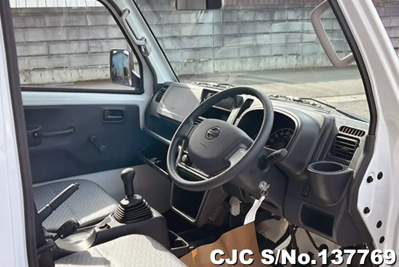 2023 Nissan / Clipper Stock No. 137769