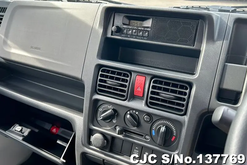 2023 Nissan / Clipper Stock No. 137769