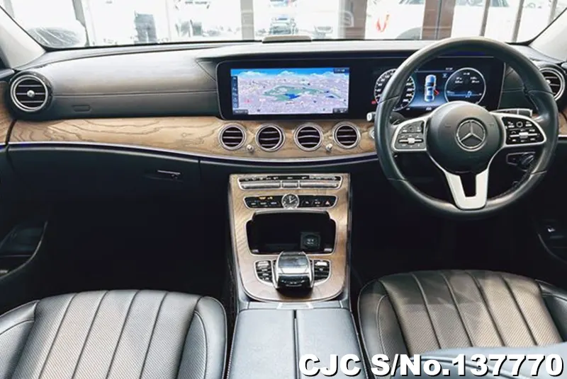 2019 Mercedes Benz / E Class Stock No. 137770