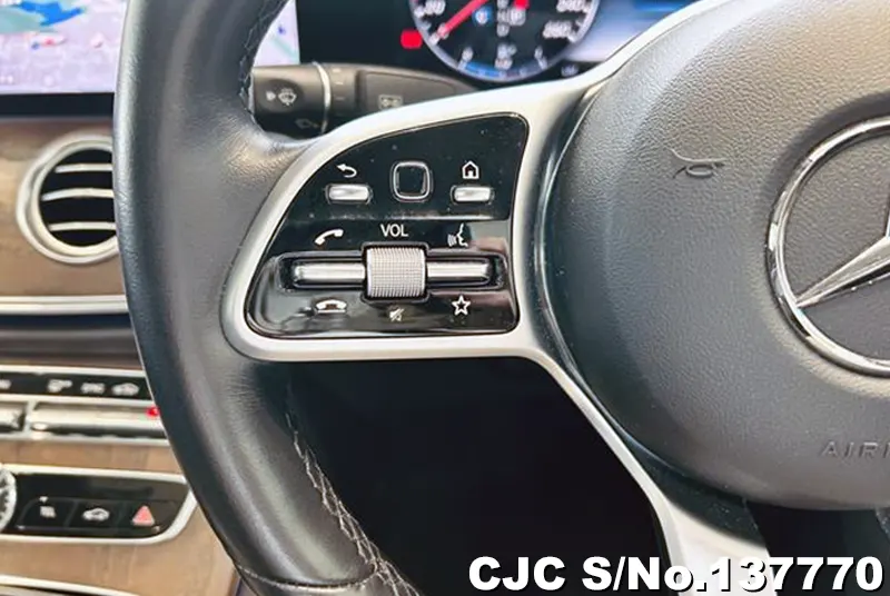 2019 Mercedes Benz / E Class Stock No. 137770