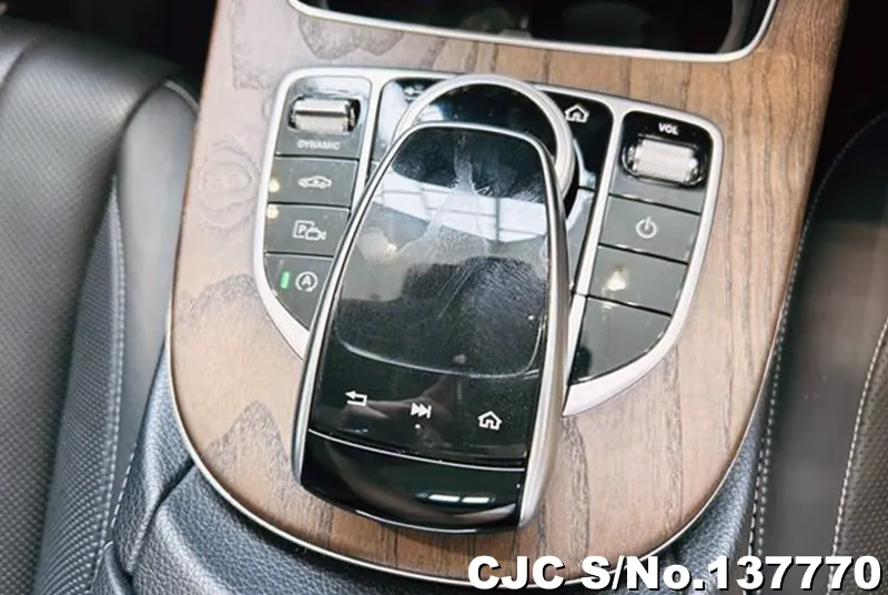 2019 Mercedes Benz / E Class Stock No. 137770