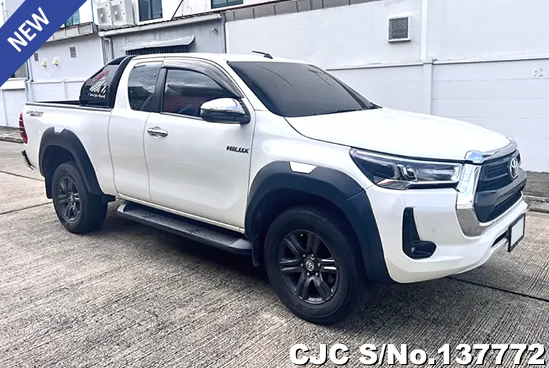 2023 Toyota / Hilux / Revo Stock No. 137772
