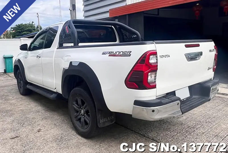 2023 Toyota / Hilux / Revo Stock No. 137772