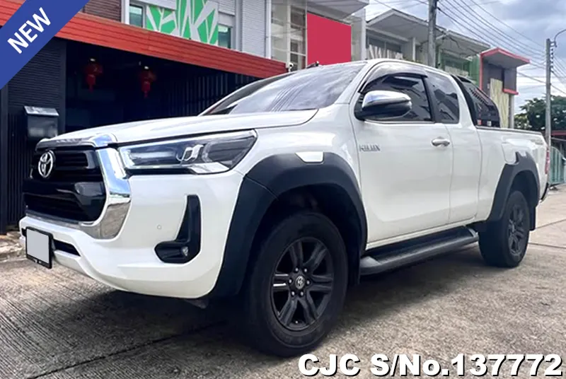 2023 Toyota / Hilux / Revo Stock No. 137772