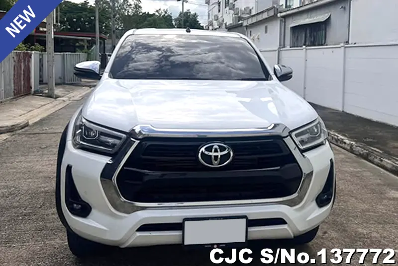 2023 Toyota / Hilux / Revo Stock No. 137772