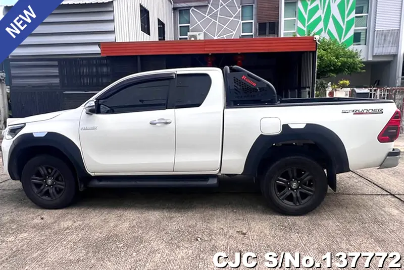 2023 Toyota / Hilux / Revo Stock No. 137772