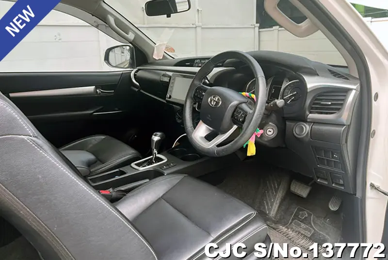 2023 Toyota / Hilux / Revo Stock No. 137772