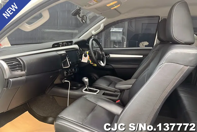 2023 Toyota / Hilux / Revo Stock No. 137772