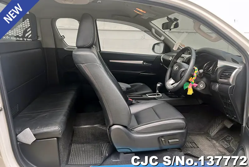 2023 Toyota / Hilux / Revo Stock No. 137772