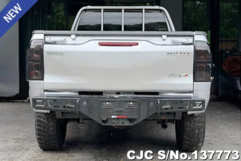 2020 Toyota / Hilux / Revo Stock No. 137773