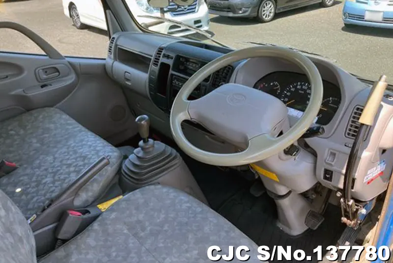 2010 Toyota / Dyna Stock No. 137780
