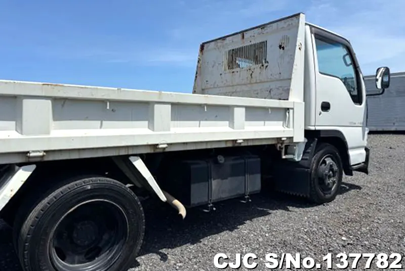 1999 Isuzu / Elf Stock No. 137782