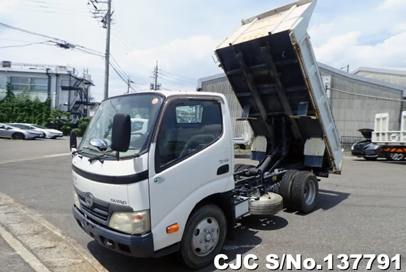2010 Hino / Dutro Stock No. 137791