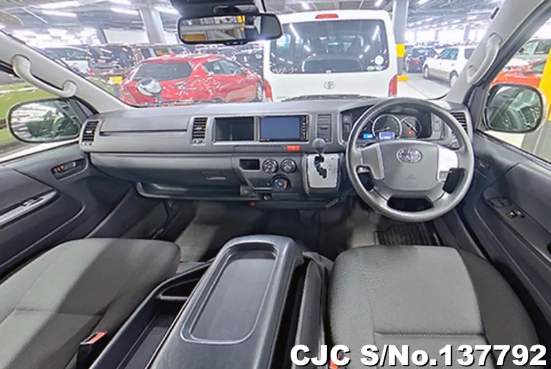 2018 Toyota / Hiace Stock No. 137792