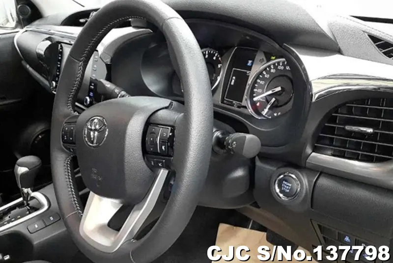 Toyota Hilux in Silver for Sale Image 7
