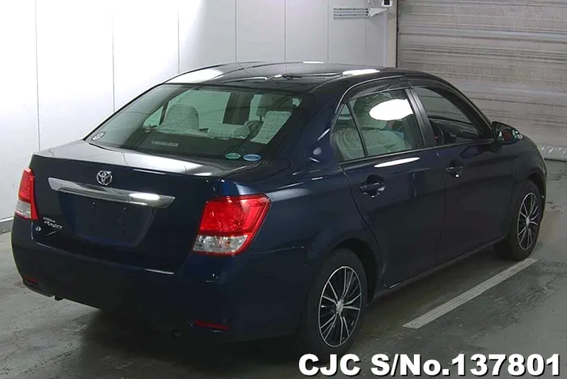 2013 Toyota / Corolla Axio Stock No. 137801