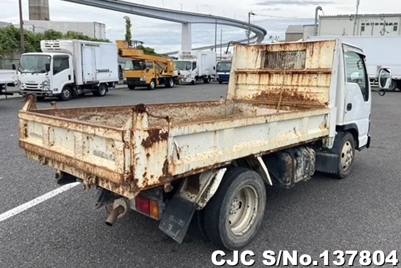 2006 Isuzu / Elf Stock No. 137804