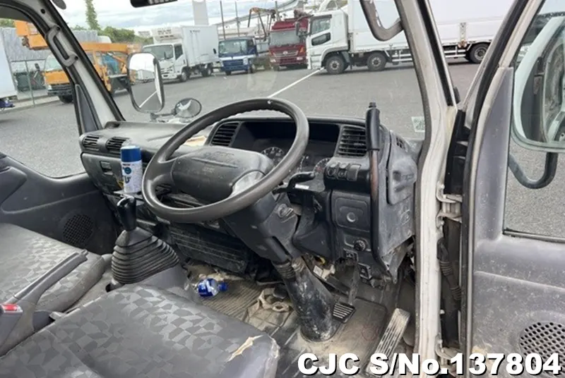 2006 Isuzu / Elf Stock No. 137804