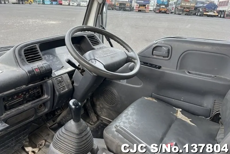 2006 Isuzu / Elf Stock No. 137804