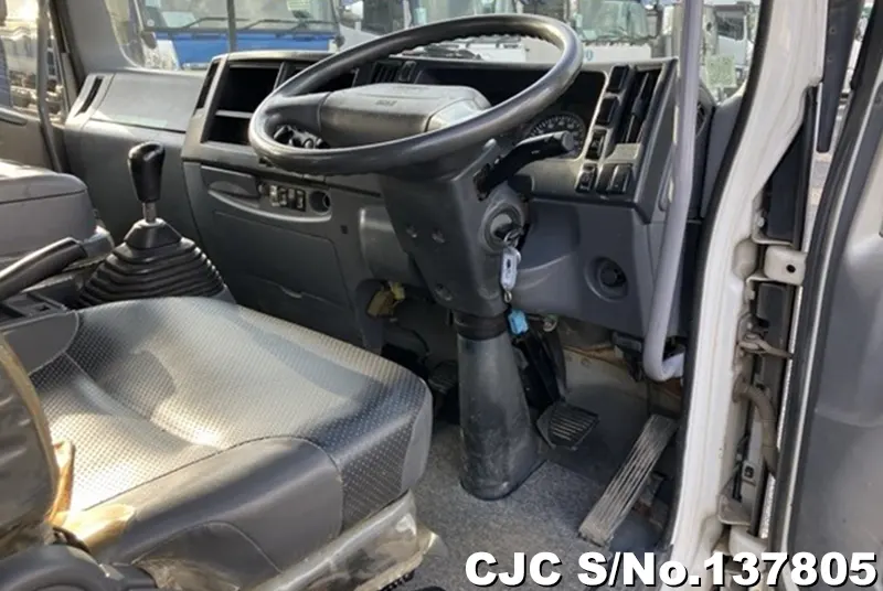 2010 Isuzu / Forward Stock No. 137805