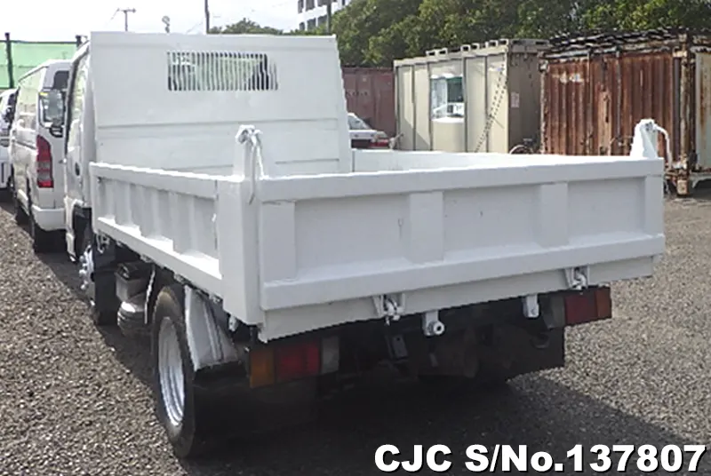 2006 Isuzu / Elf Stock No. 137807