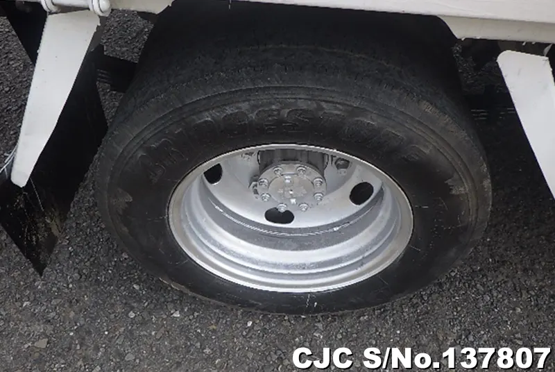 2006 Isuzu / Elf Stock No. 137807