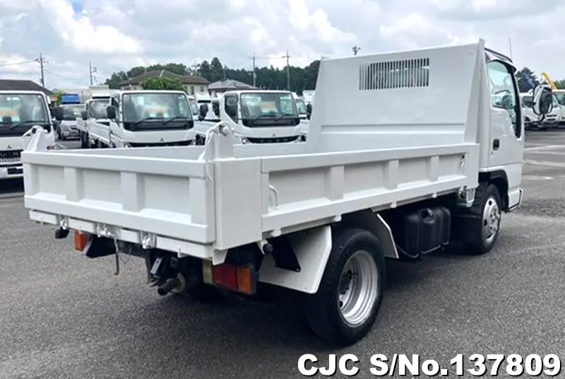 2003 Isuzu / Elf Stock No. 137809