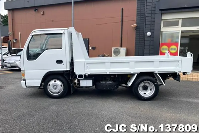 2003 Isuzu / Elf Stock No. 137809