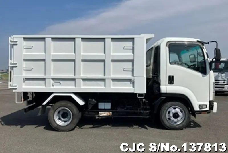 2009 Isuzu / Forward Stock No. 137813
