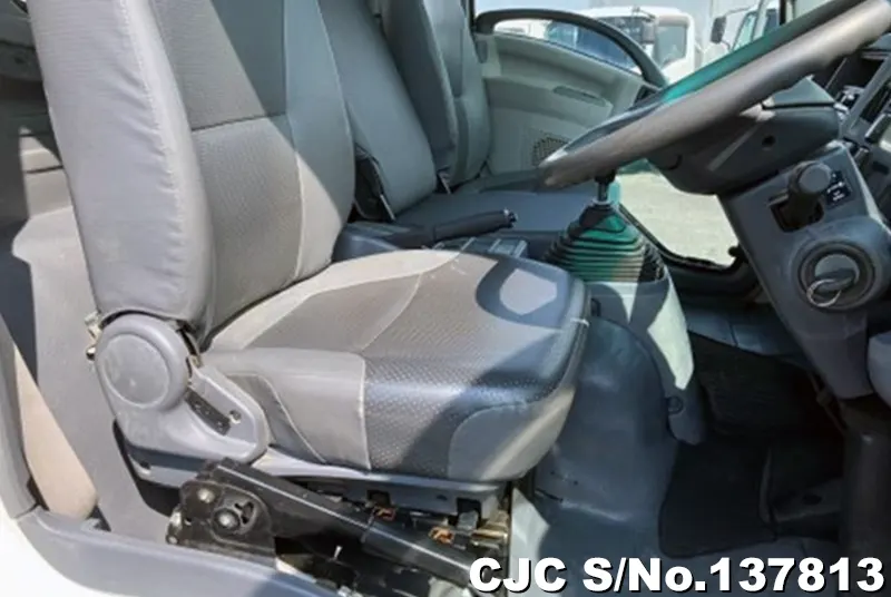 2009 Isuzu / Forward Stock No. 137813