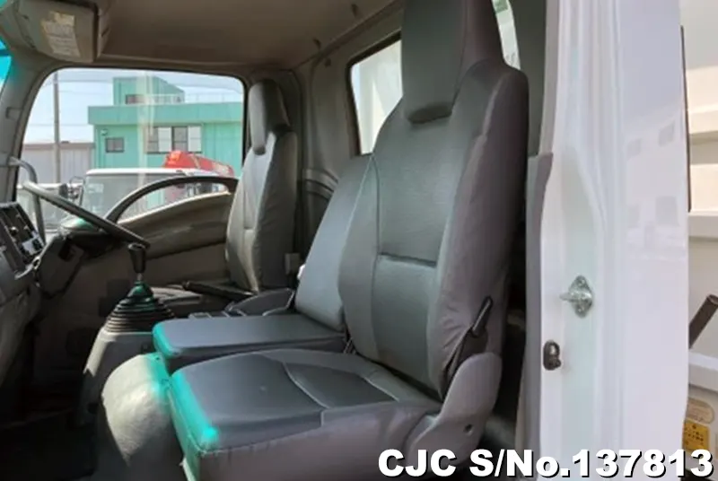 2009 Isuzu / Forward Stock No. 137813
