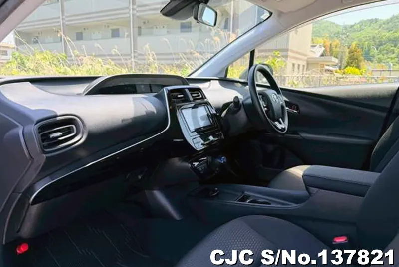 2020 Toyota / Prius Stock No. 137821