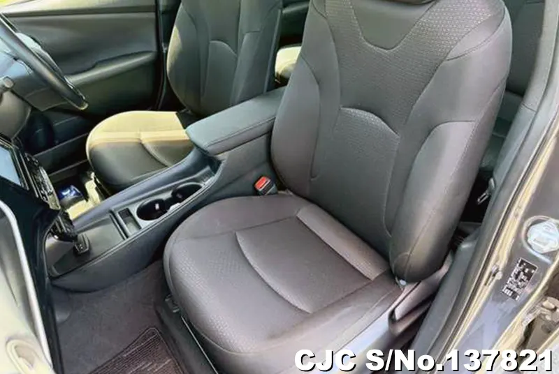 2020 Toyota / Prius Stock No. 137821