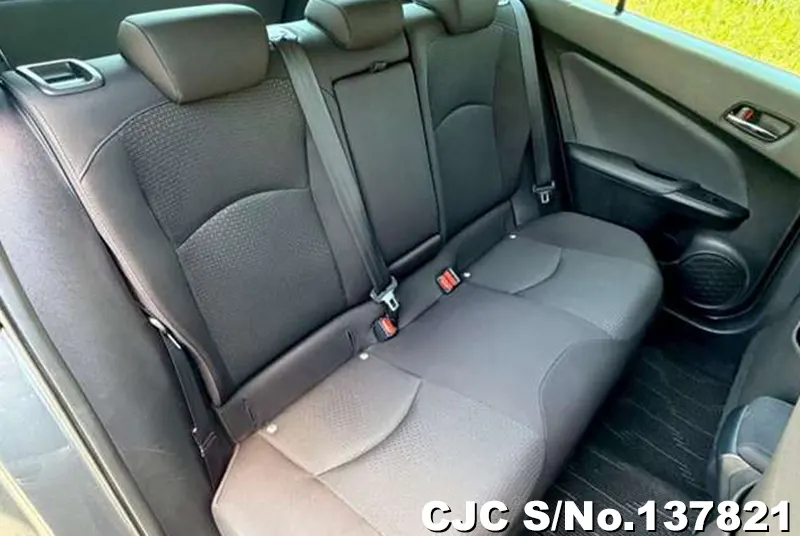 2020 Toyota / Prius Stock No. 137821