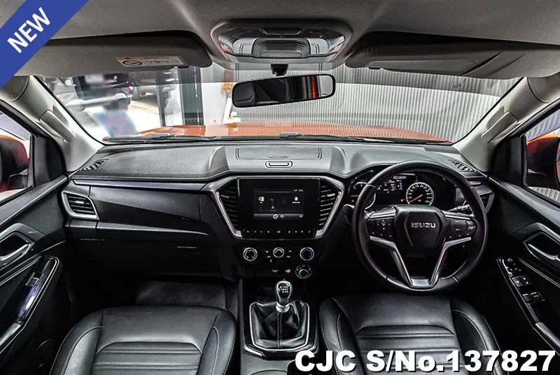 Isuzu D-Max in Orange for Sale Image 6