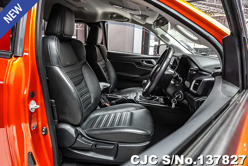 Isuzu D-Max in Orange for Sale Image 8